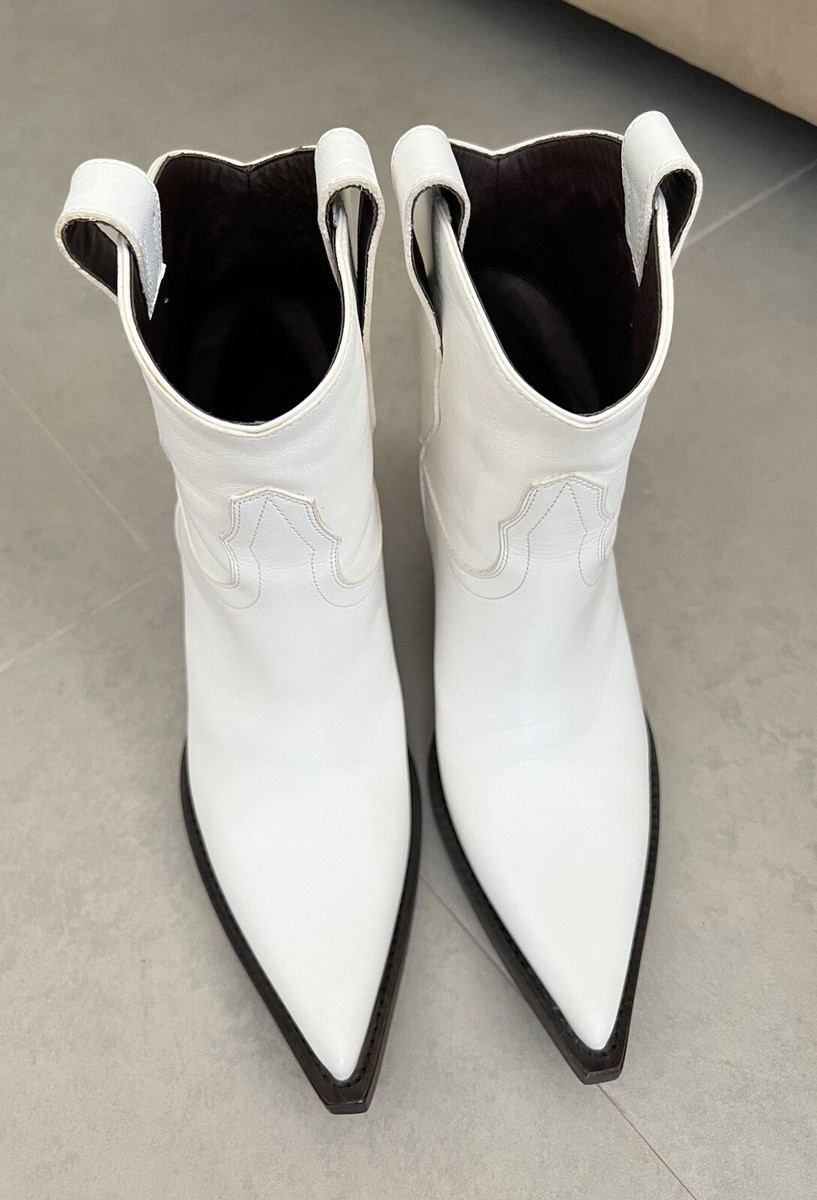 【関税送料込】MAISON MARGIELA Woman Boots White Maison Margiela 60mm Tabi Ankle Boots | White | FARFETCH