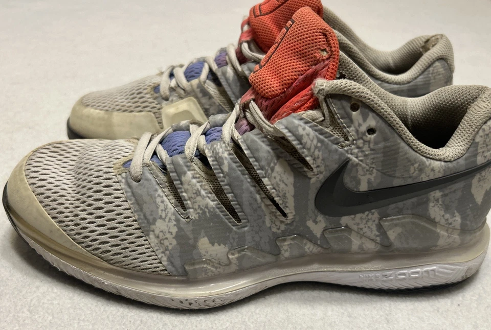 Nike Womens Sz 9 Air Zoom Vapor X HC  AA8027-009 Hard Court Tennis Pickle Ball - Image 3 of 4