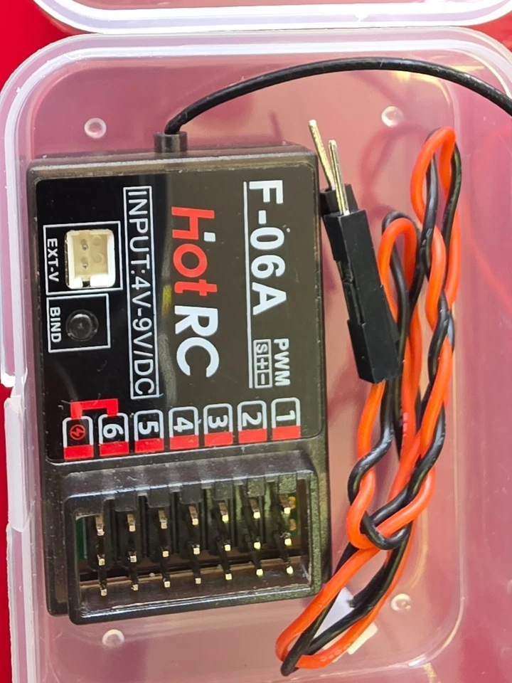 6-Kanal !HV! RC-Fernsteuerung mit 2xEmpfänger 2,4GHz - Bild 4 von 4