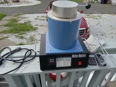 Molten Masters Smelter melting Furnace metals copper, gold, silver, aluminum.