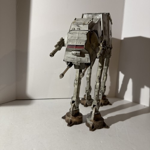 Custom Star Wars Endor AT-AT Walker - Saga Collection 2006 Extra Weathered - Picture 4 of 11