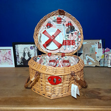 Cath Kidston Wicker Picnic Basket Set Floral Red Strap Lock Plates & Glasses