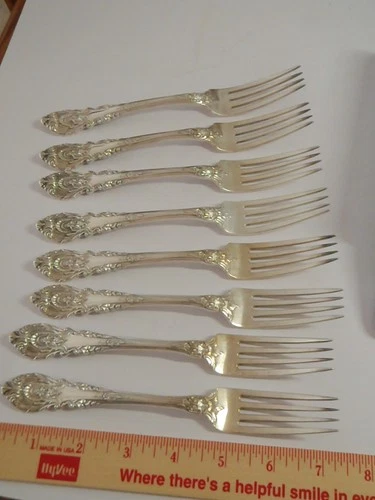 8 WALLACE SIR CHRISTOPHER  516 GRAMS STERLING SILVER 7 1/2" DINNER FORKS NO MONO