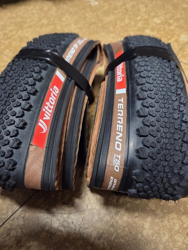 Llanta de Gravel Goodyear Connector Ultimate 700x40 AR/TR/TAN/120TPI