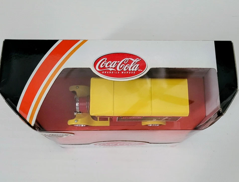 Coca-Cola Matchbox Collectibles 50th Anniversary 1926 FORD TT Brand New In Box  - Image 4 of 4