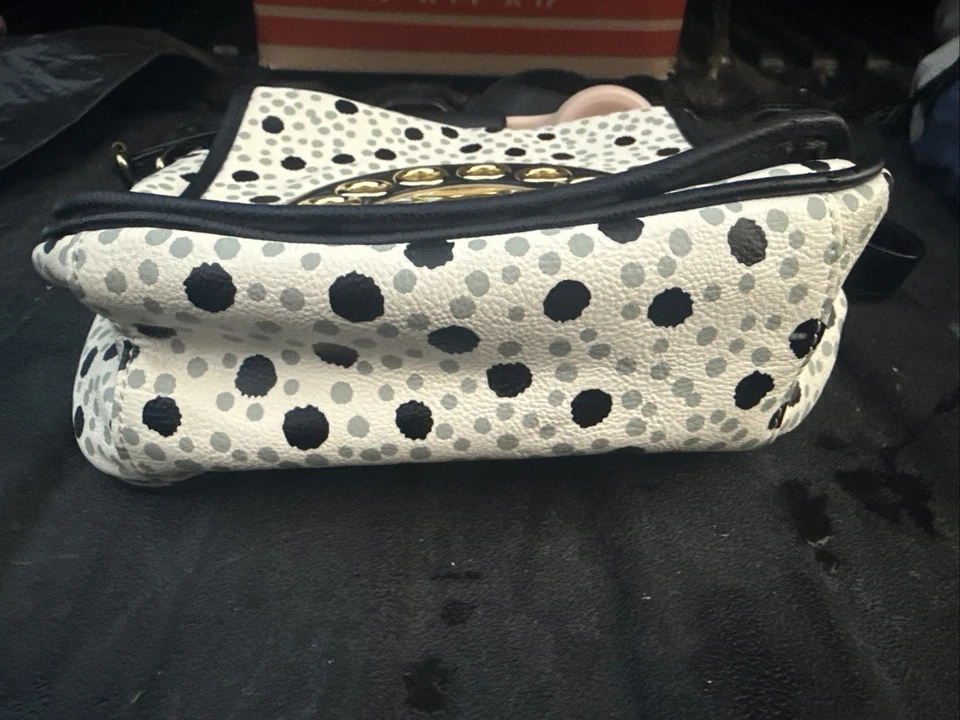Bolso Bandolera BETSEY JOHNSON Kitsch Teléfono Giratorio - Rosa Negro Blanco Foto 4 de 4