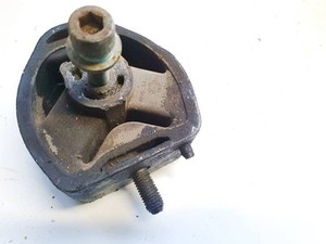 Volkswagen Passat 1998 Engine Mounting and Transmission Mount (Eng #2206466-30