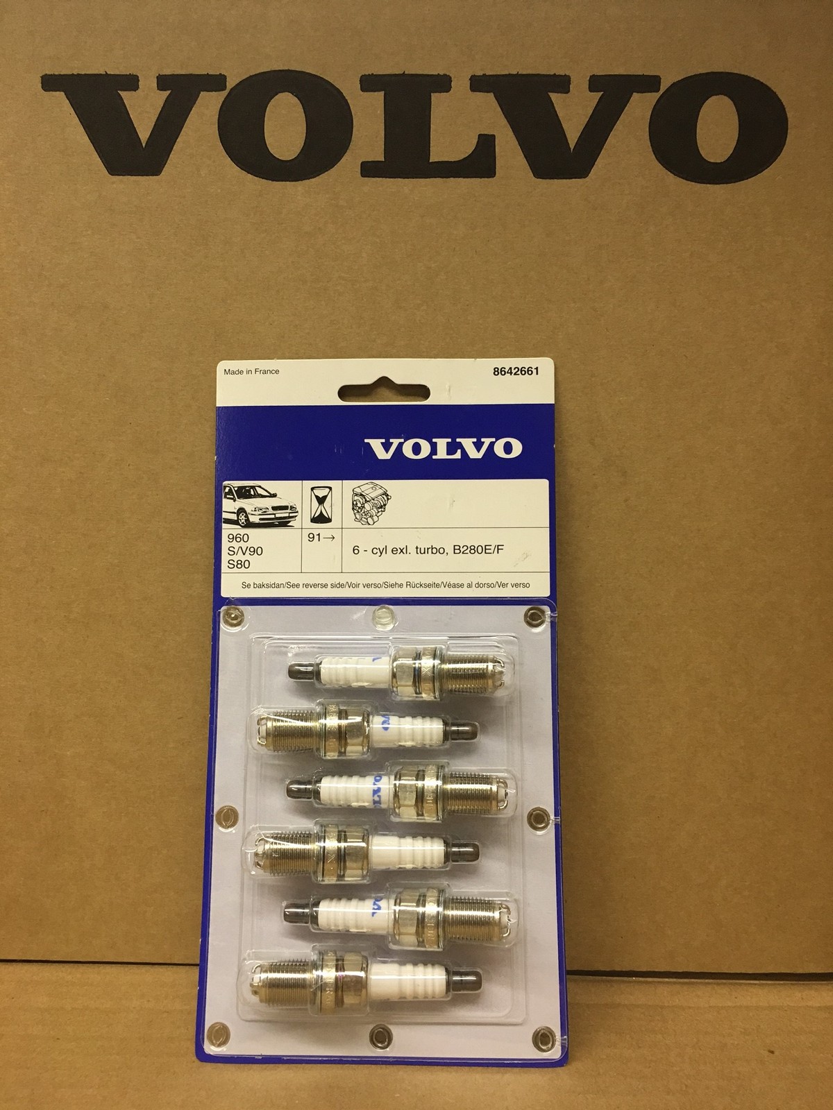 Genuine Volvo Spark Plug Set 8642661