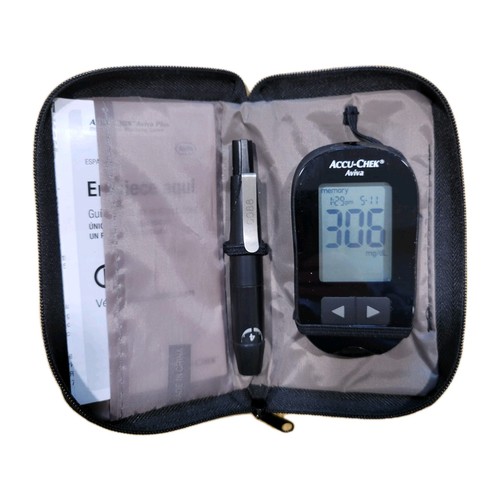 Accu-Chek Aviva Plus 2nd Generation Blood Glucose Monitor Test Meter Kit NC