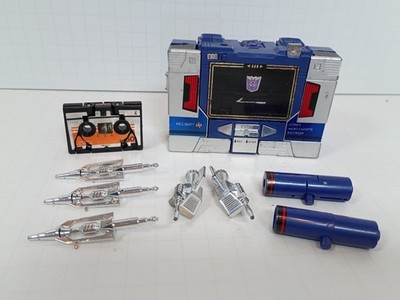 Transformers G1 Vintage Cassette Player Soundwave Buzzsaw 100% Complete Takara