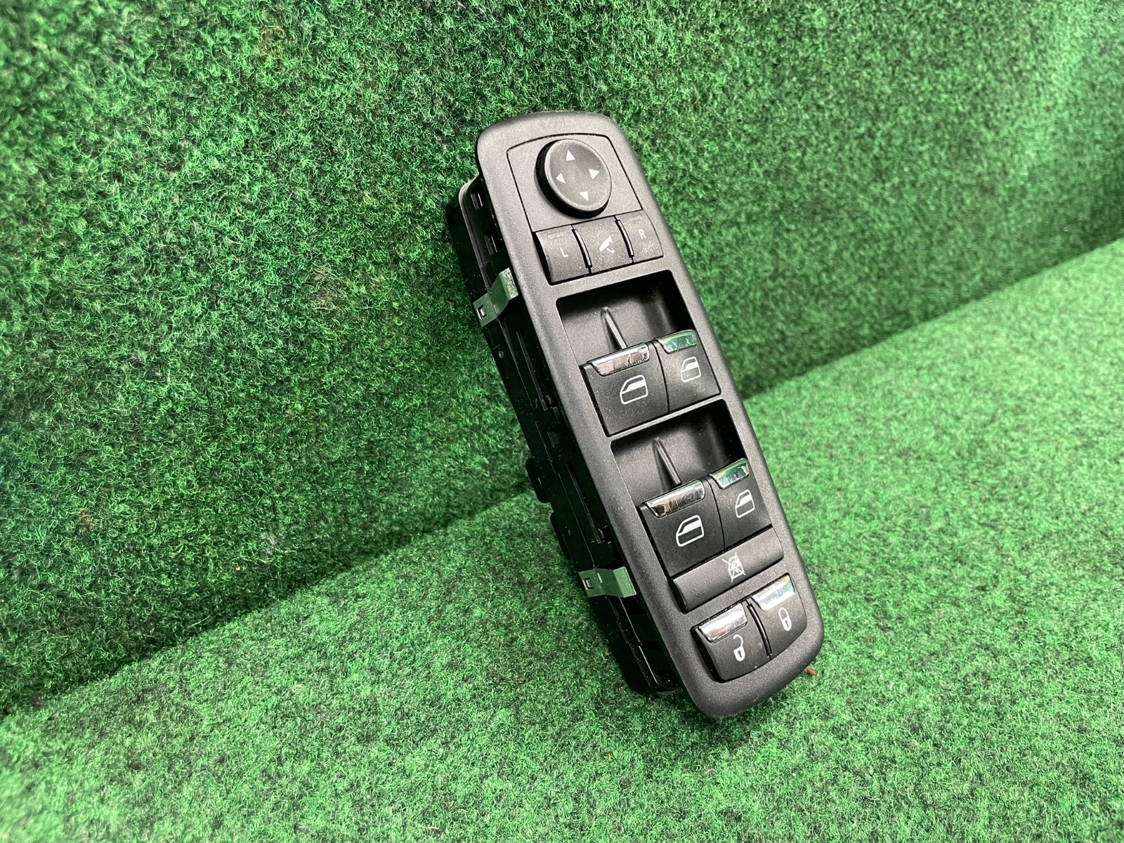 2014-2024 Maserati Ghibli Left Driver Side Front Door Window Master Switch OEM