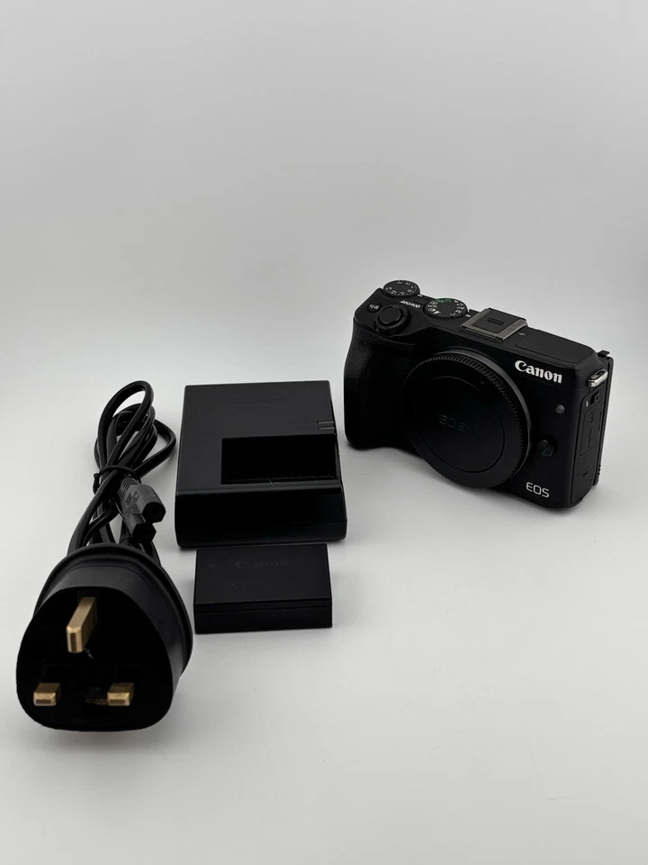 Canon EOS M3, photo 1 of 5