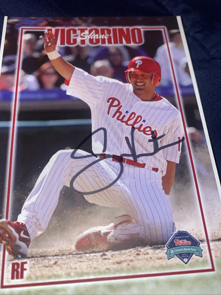 Postal 4x6 Phillies emitida por el equipo 2007 autografiada firmada por Shane Victorino Foto 2 de 2