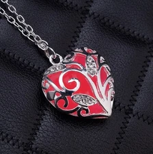 US Glow in The Dark Women's Heart Ocean Pendant Necklace Chains Gift Christmas