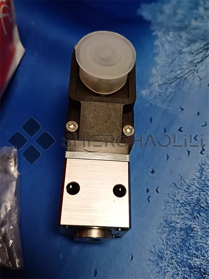 New In Box DANFOSS MBS5100 060N1036 Pressure Transmitter Free delivery - Image 2 of 3