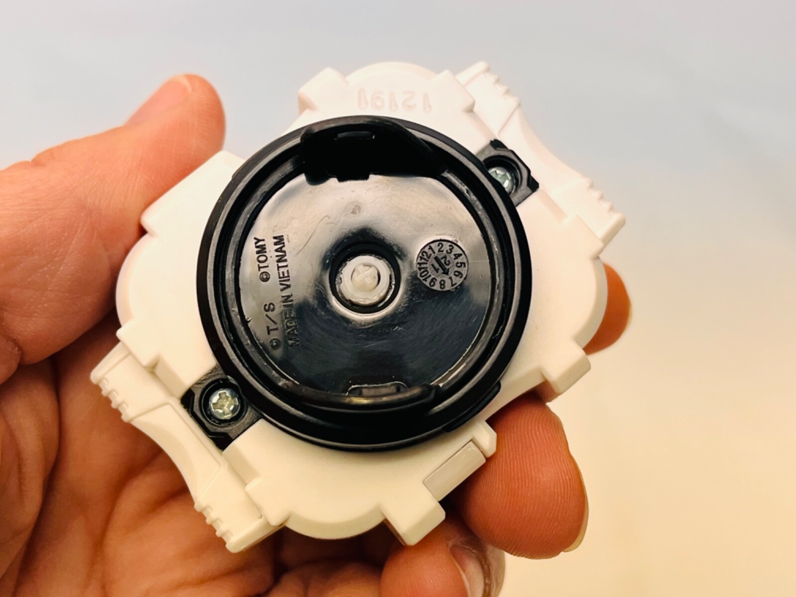 Beyblade Burst Pro Poison Cobra Spinning Top Starter Pack w Launcher