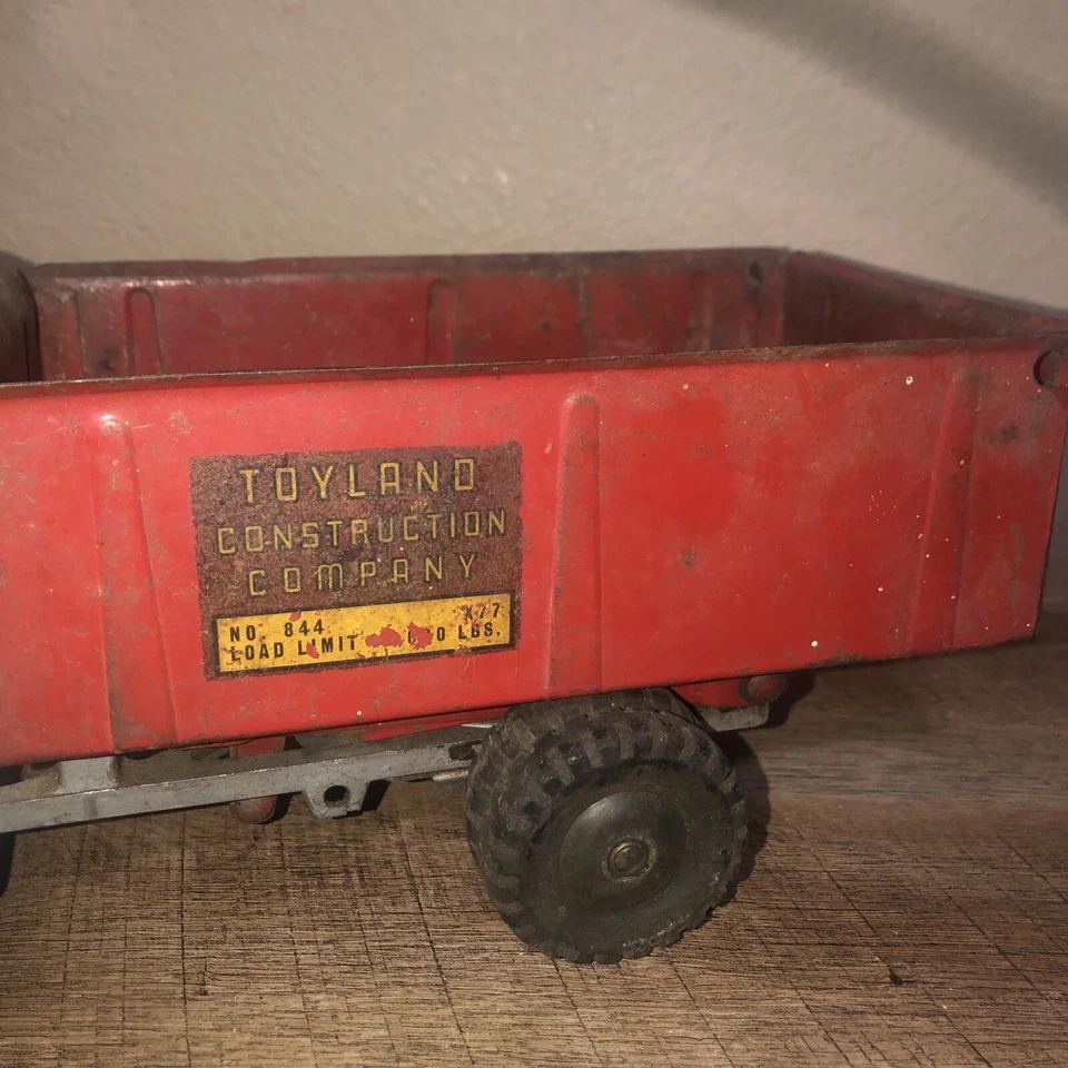Dump Truck Vintage Metal Structo Toyland Construction Wind Up Pressed Steel - Image 3 of 4