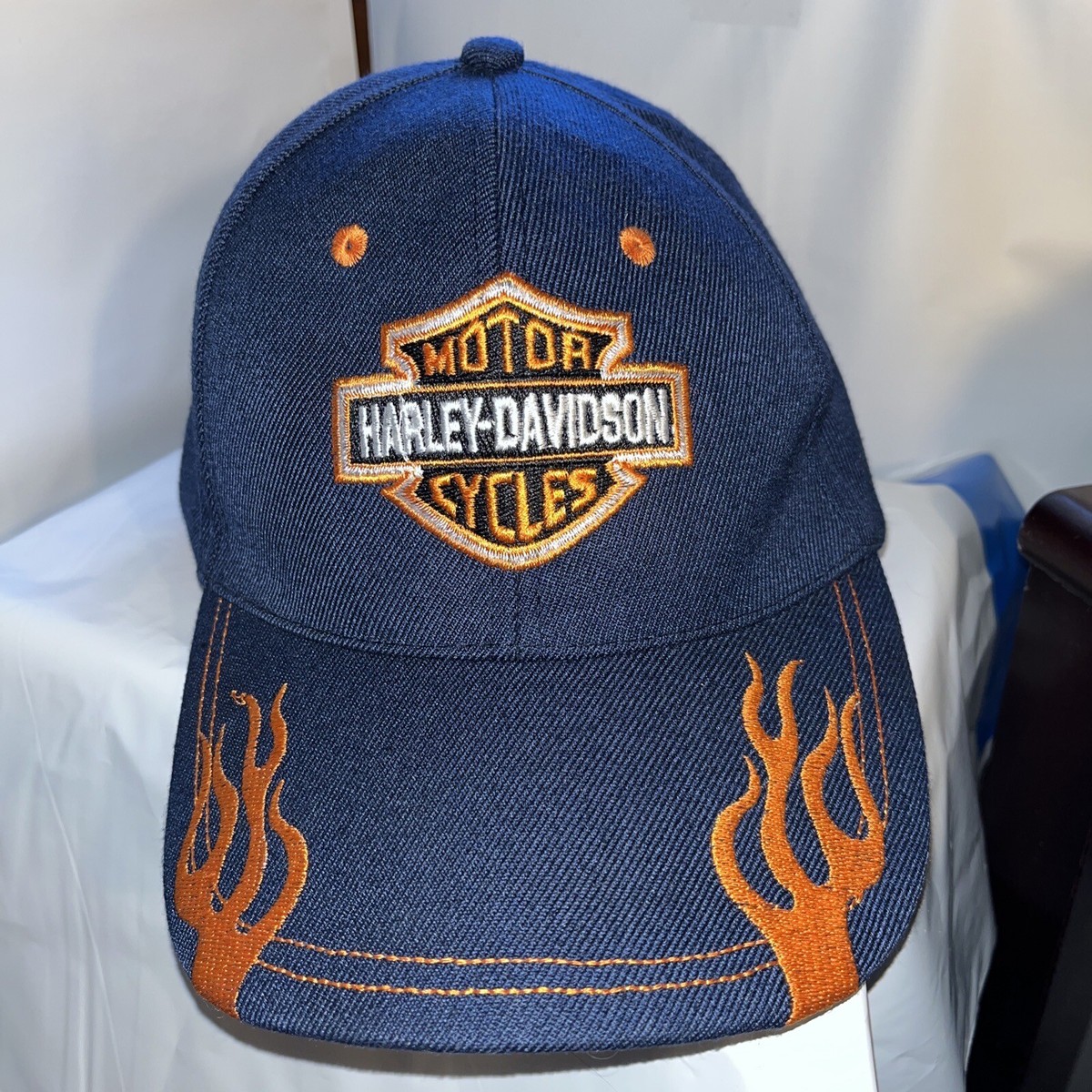 刺繍⭐︎Harley-Davidson ブルーフレイムデザイン　キャップ Harley Davidson Hat Navy Blue W/Embroidered Orange Flames