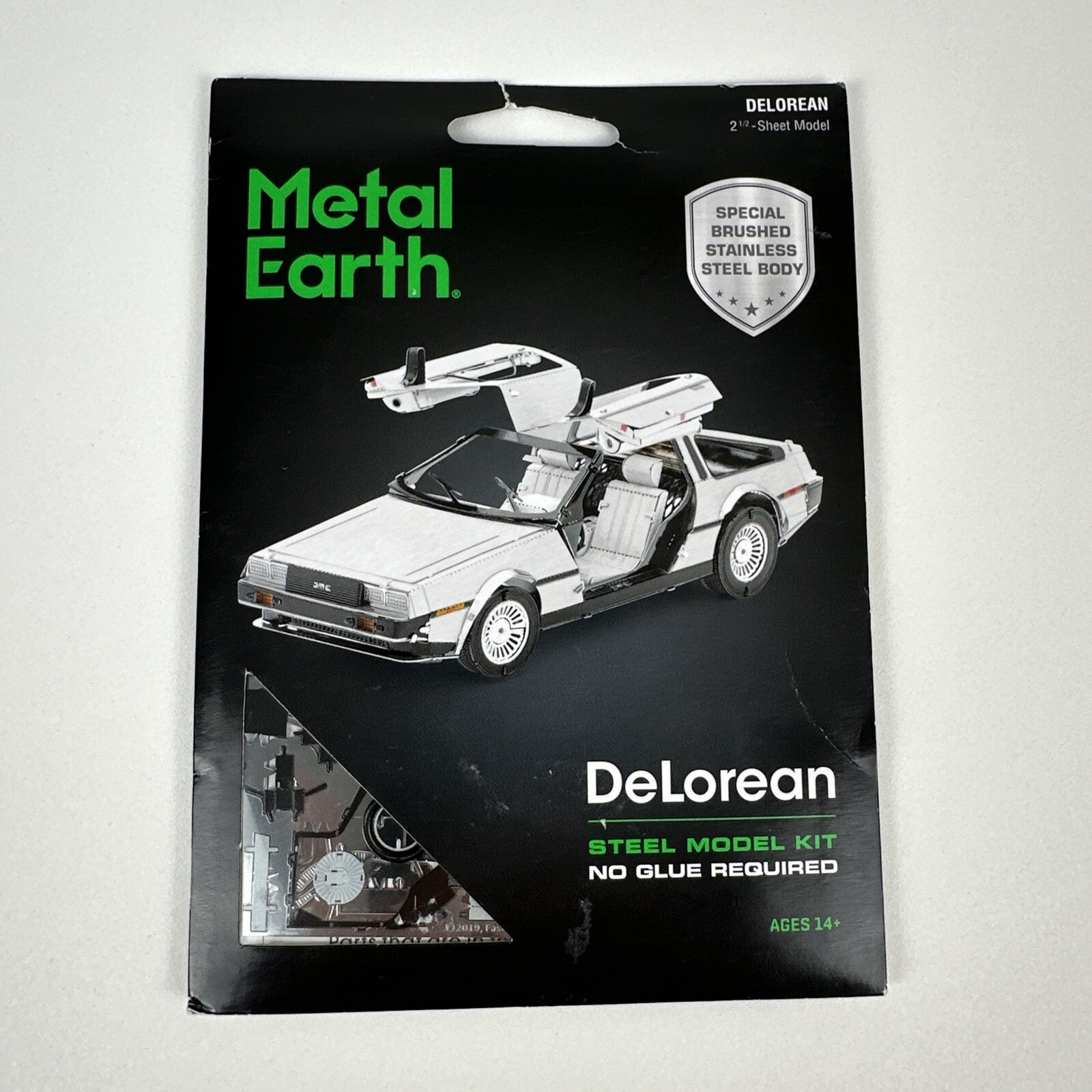 Fascinations Metal Earth DeLorean Motor DMC 3D Laser Cut Steel Model Kit MMS181