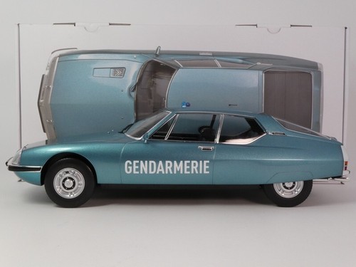 NOREV - VÉHICULE de Gendarmerie – CITROEN SM 1973 - 1/12 - NOREV121703 EUR 149,09 - FR