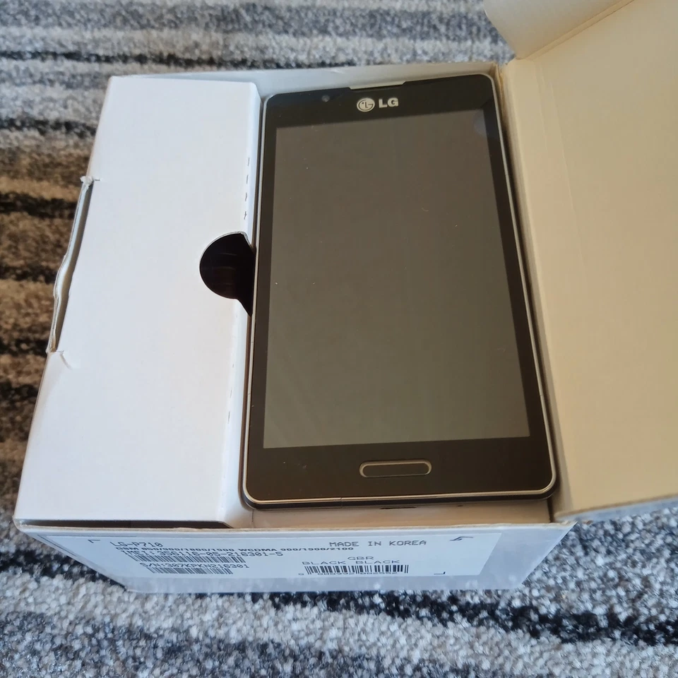 LG P710 Optimus L7 2 Unlocked Android Smartphone Black - Image 2 of 4