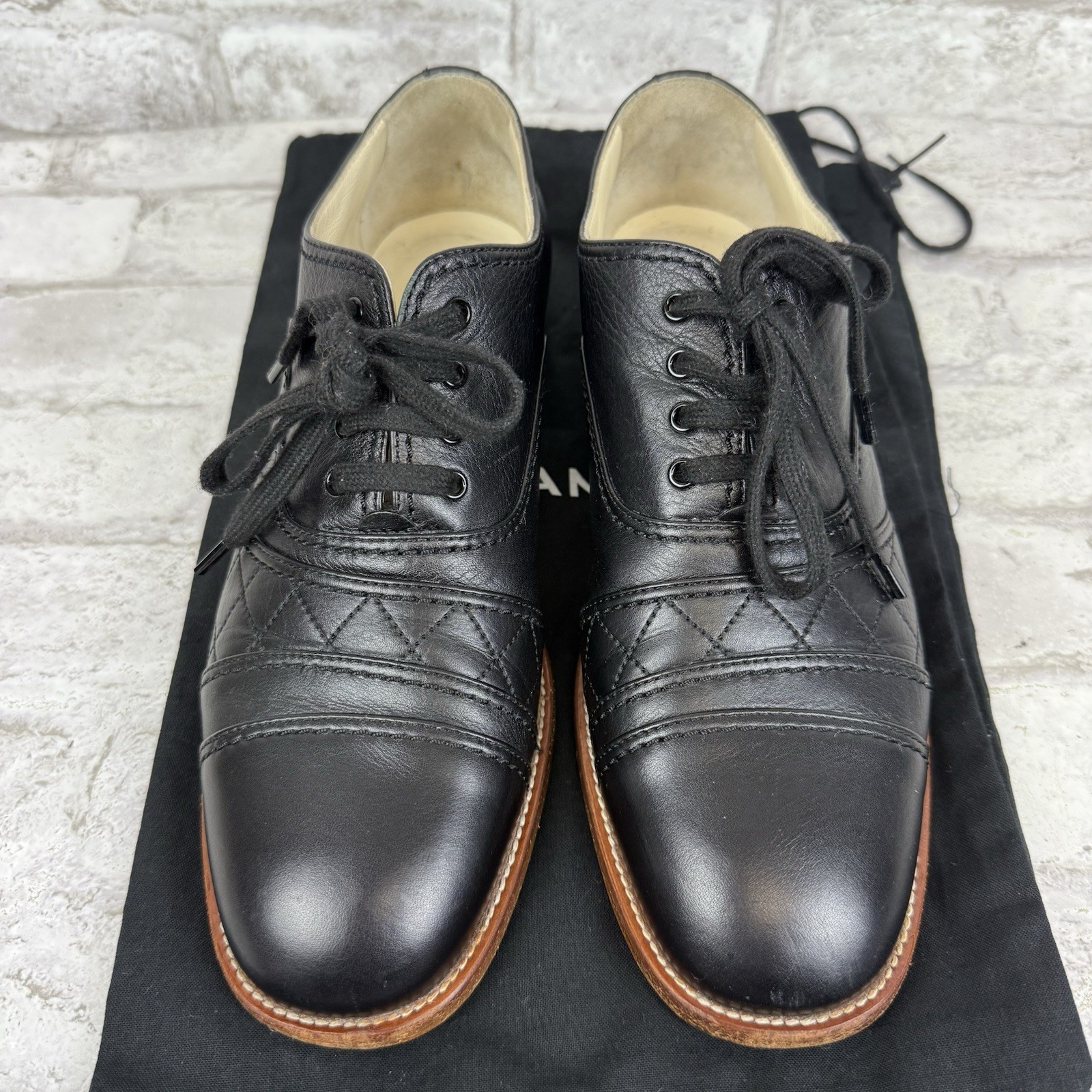 Chanel Oxford Brogue Black Lace Up Size 40 (US Size 10) With Dustbags Women’s thumbnail 2