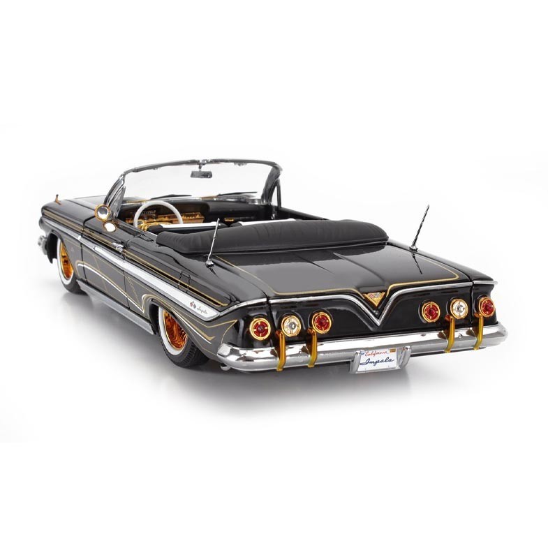 1961 CHEVROLET IMPALA LOWRIDER CABRIOLET OPEN BLACK 1:18 SCALE BY