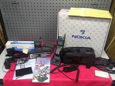 Vtg Nokia Cellular Phone Kit W/Charger & Accessories