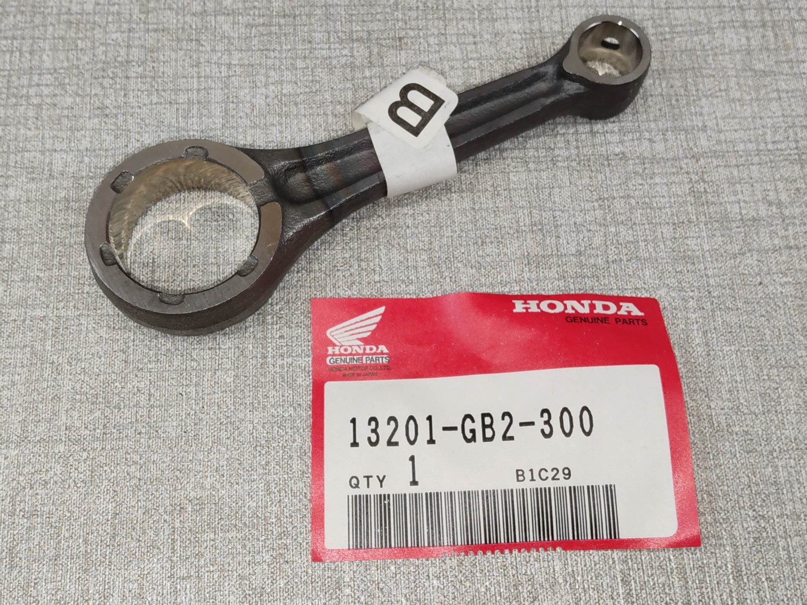Bielle ST70 d'origine constructeur pour la réfection moteur des Honda Dax et Cub