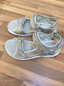 mephisto walking sandals