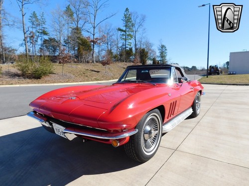 1965 Chevrolet Corvette Stingray - Picture 5 of 12