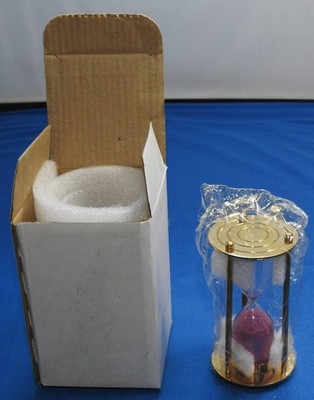 Sand Sand Sanduhr 3 Minuten Eieruhr versiegelt und nagelneu, Messingoptik, verpackt.