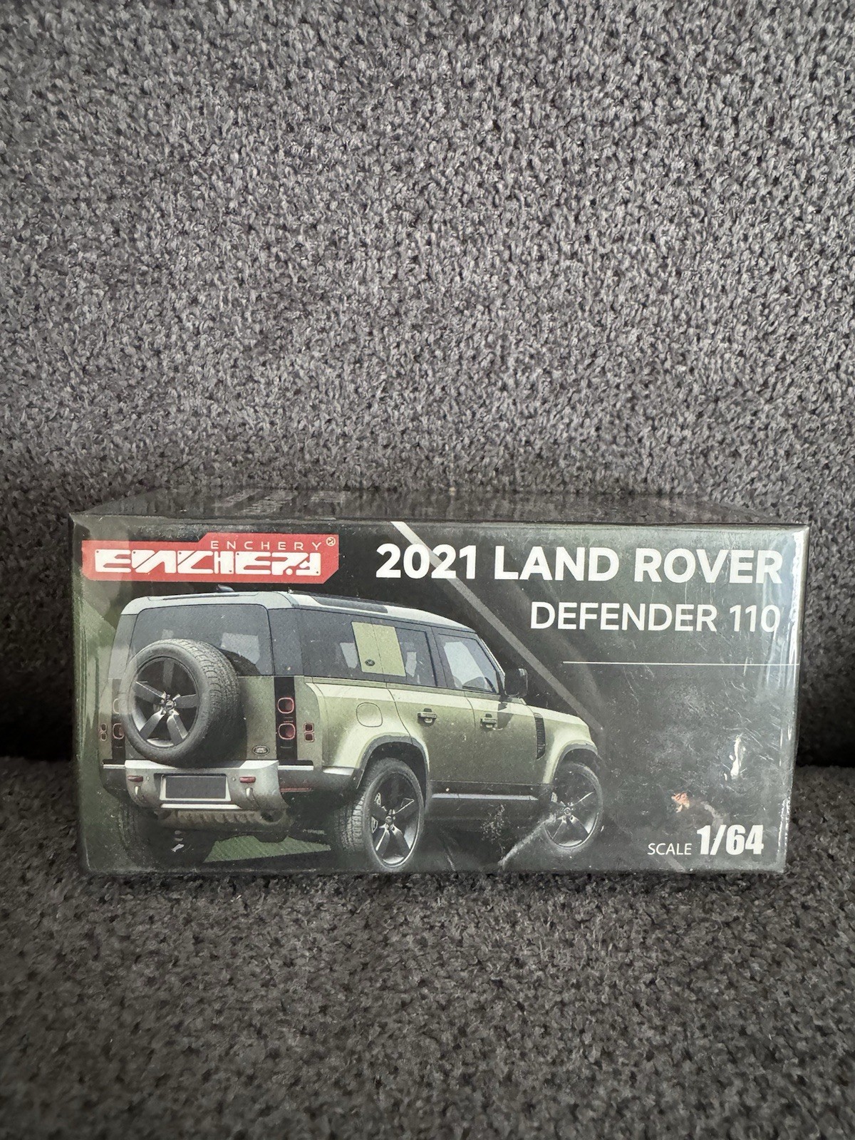1:64 Land Rover Defender 110 Green Diecast Model - 2021