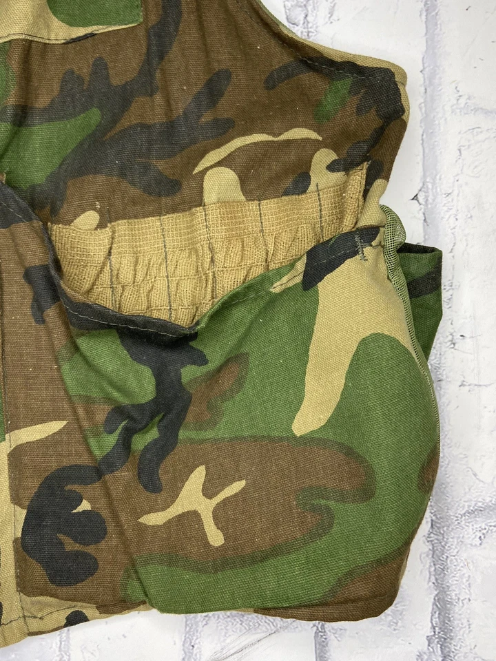 *VTG* Ranger "Help You Get Lost In The Woods" Men's Green Camo Hunting Vest; M - Image 2 of 4