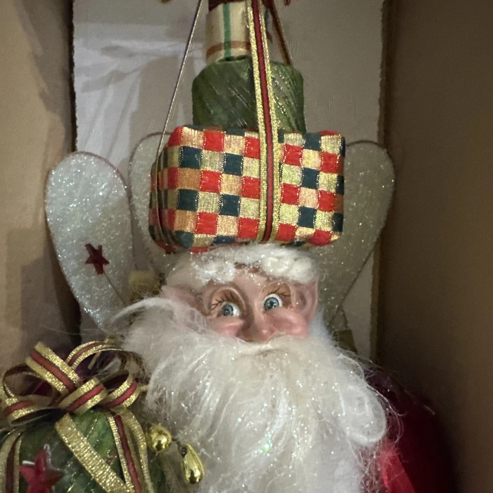 Mark Roberts Fairy of Presents med  19 In Box Limited Edition 51-62428 - Image 2 of 4