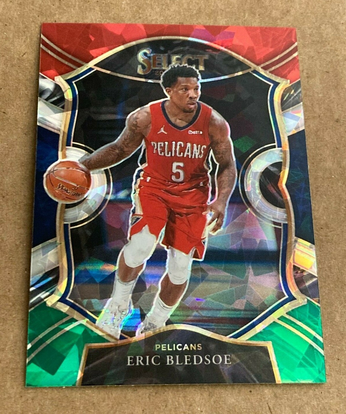 ERIC BLEDSOE 2020-21 Panini Select RED WHITE GREEN ICE PRIZM #17 - Bucks Blazers