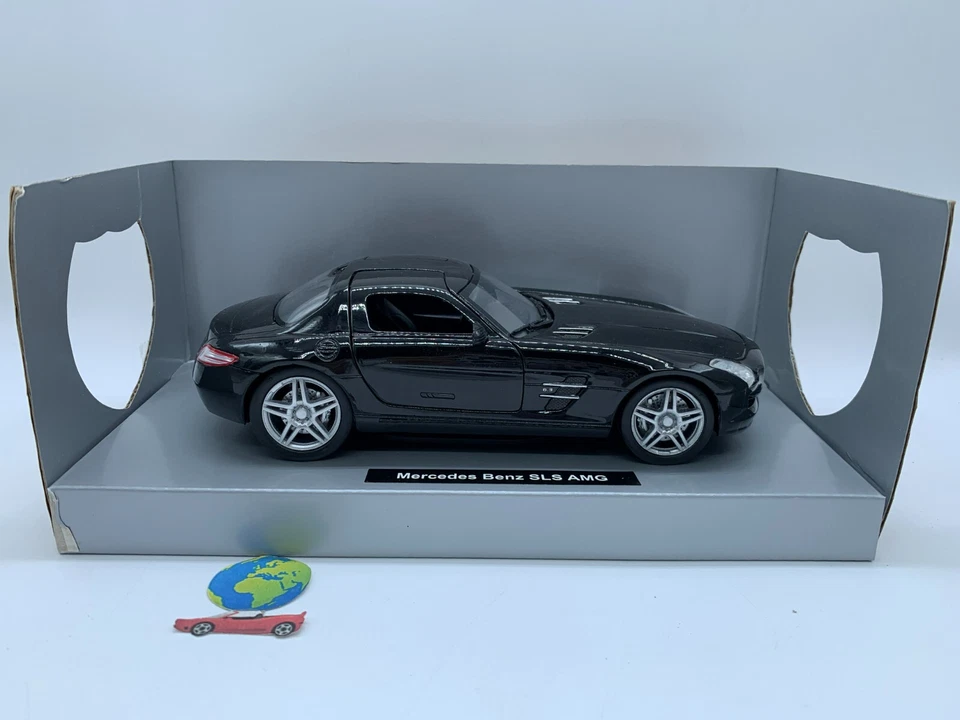 NewRey Mercedes SLS AMG, automodello in scala 1:24 (2511) - Immagine 2 di 4