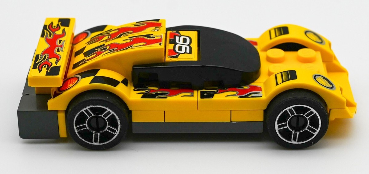 LEGO 8644 Racers: Street Maniac Complete with Instructions