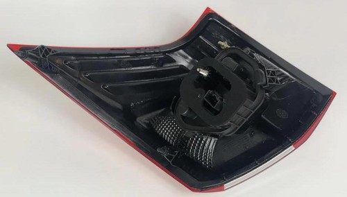 C-Max Bremsleuchte hinten links außen passt Ford OE 1686891 Valeo 44447 - Bild 5 von 9