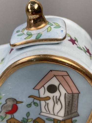 Vivian Chan Heart Shaped Miniature Teapot 2000 Robin & Birdhouse Country - Picture 8 of 11