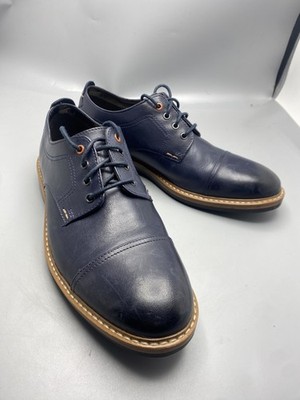 Clarks Men\'s Navy Leather Oxfords Clarks Men main image 4
