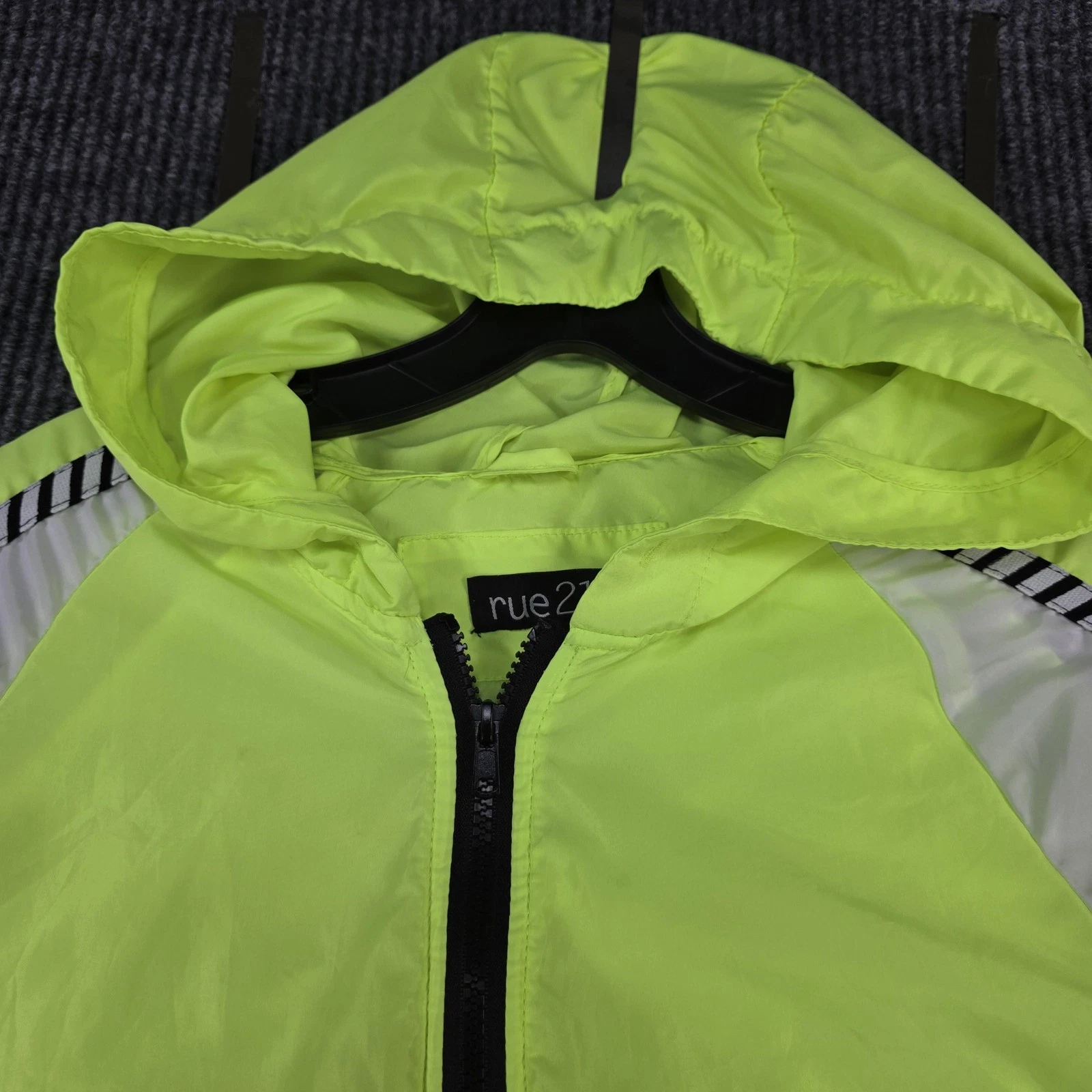 rue21 Jacket Mens Large Neon Yellow White Hooded Full Zip Windbreaker Hustle image 3