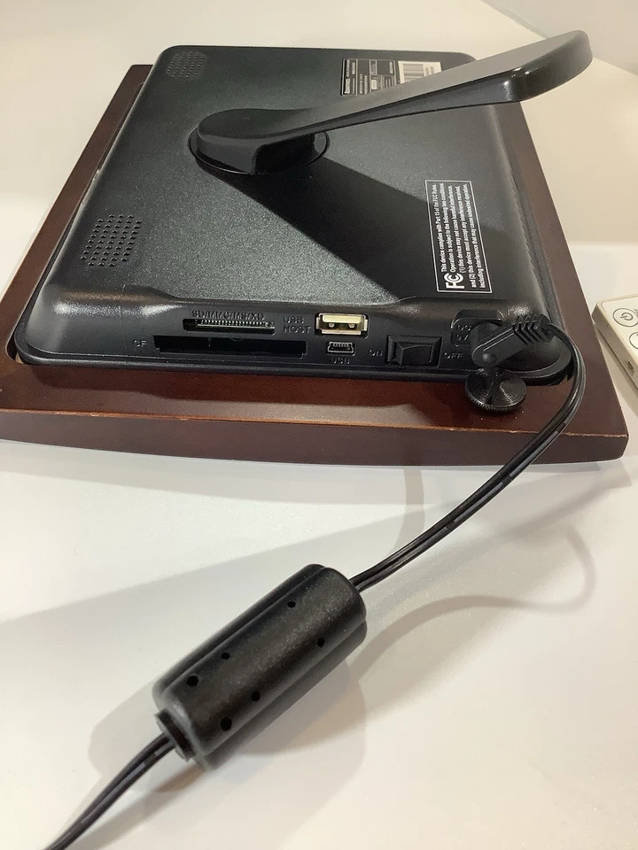 Smartparts Digital Picture Frame 7” Up To 2000 Pictures Wood Look - Image 4 of 4