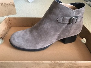 carson suede boots by born
