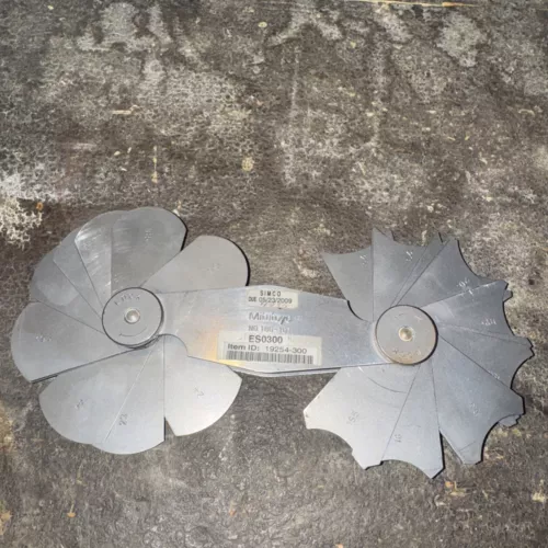 Mitutoyo No. 186-107 Radius Gage Set 15.5 - 25 .   