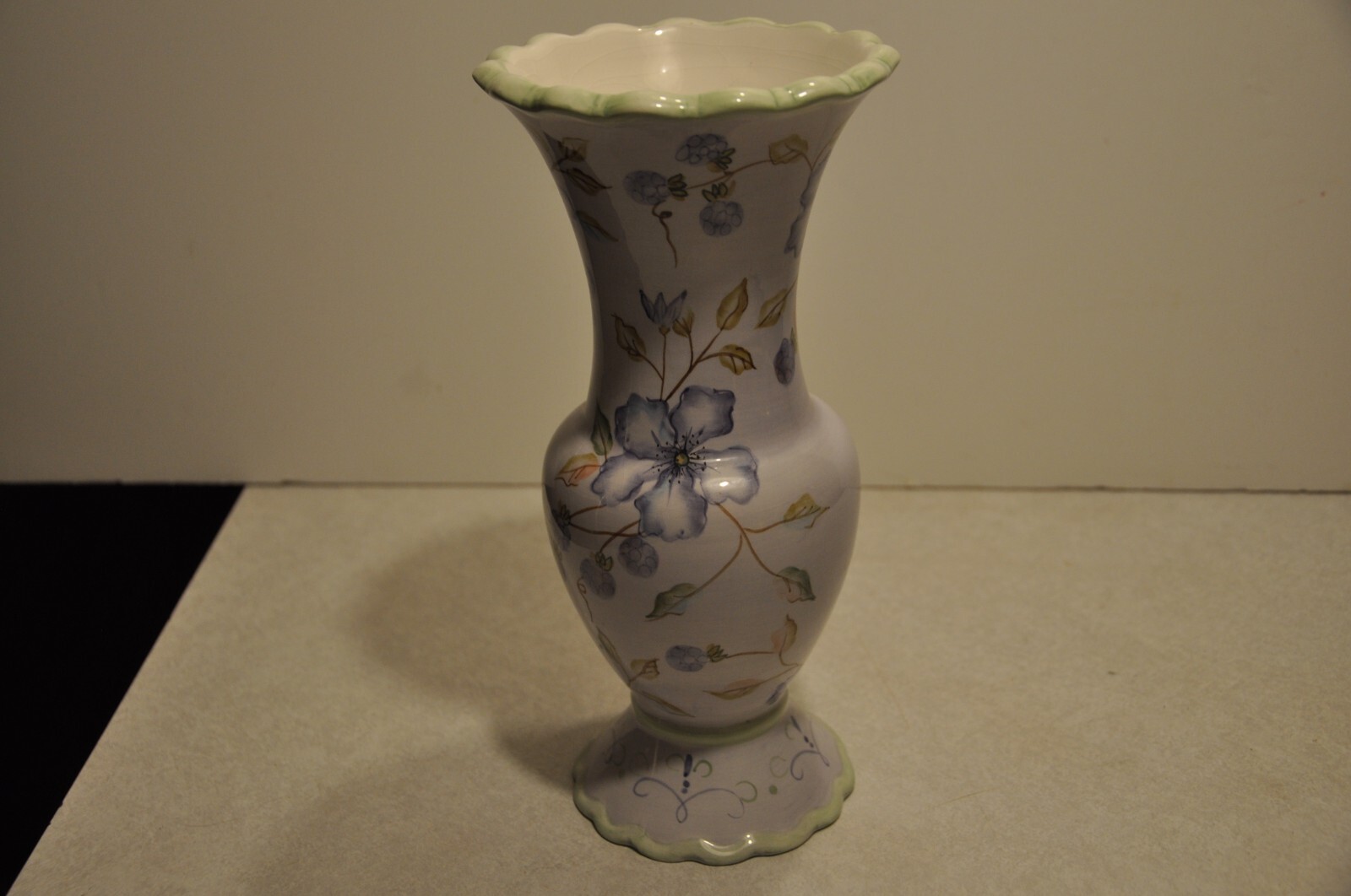 Picture 3 of 9