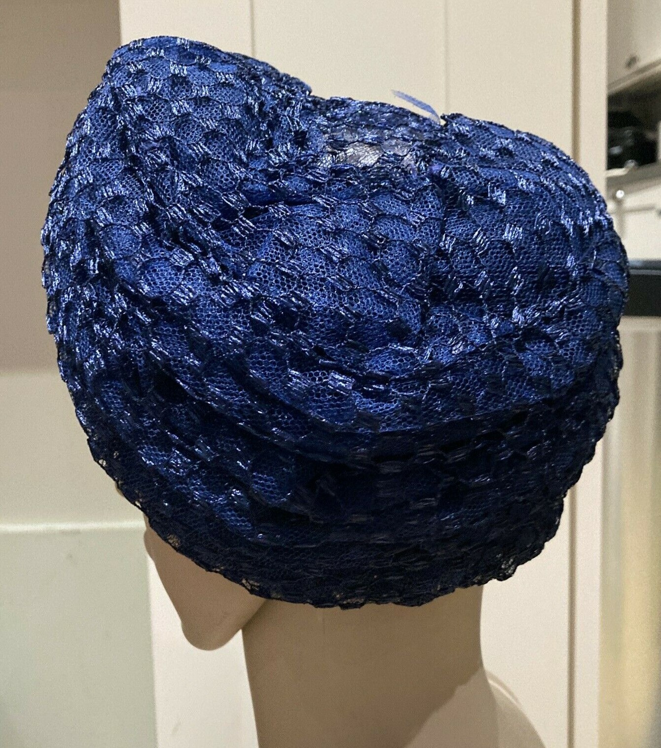 Vintage 1950s/Early 60s Blue Lacey/Net Hat, Size Medium/Large, VGC 7