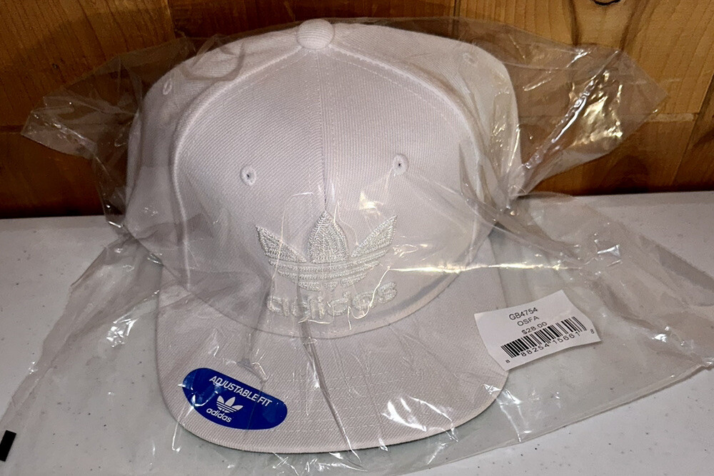 ADIDAS Originals Men's Trefoil Chain Snapback Hat Cap White