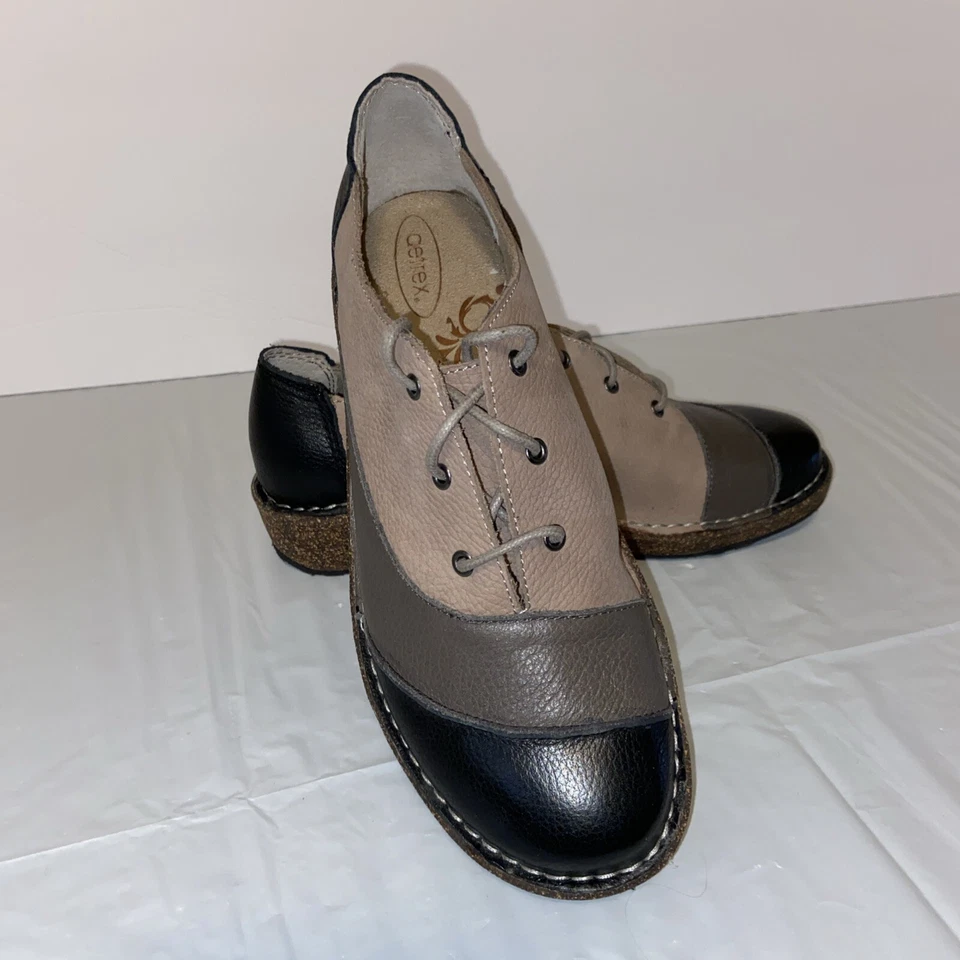 NUEVO Zapato Oxford Aetrex Kerry Para Mujer Cuero Latte Cuña EE. UU. Talla 7.5-8 Academia Foto 2 de 4
