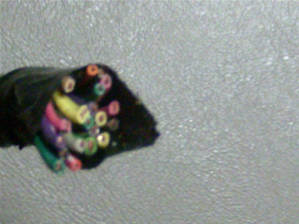 Pontiac Montana 2000 00 EE. UU. Conjunto de velocímetro de calibre conector coleta Foto 4 de 4